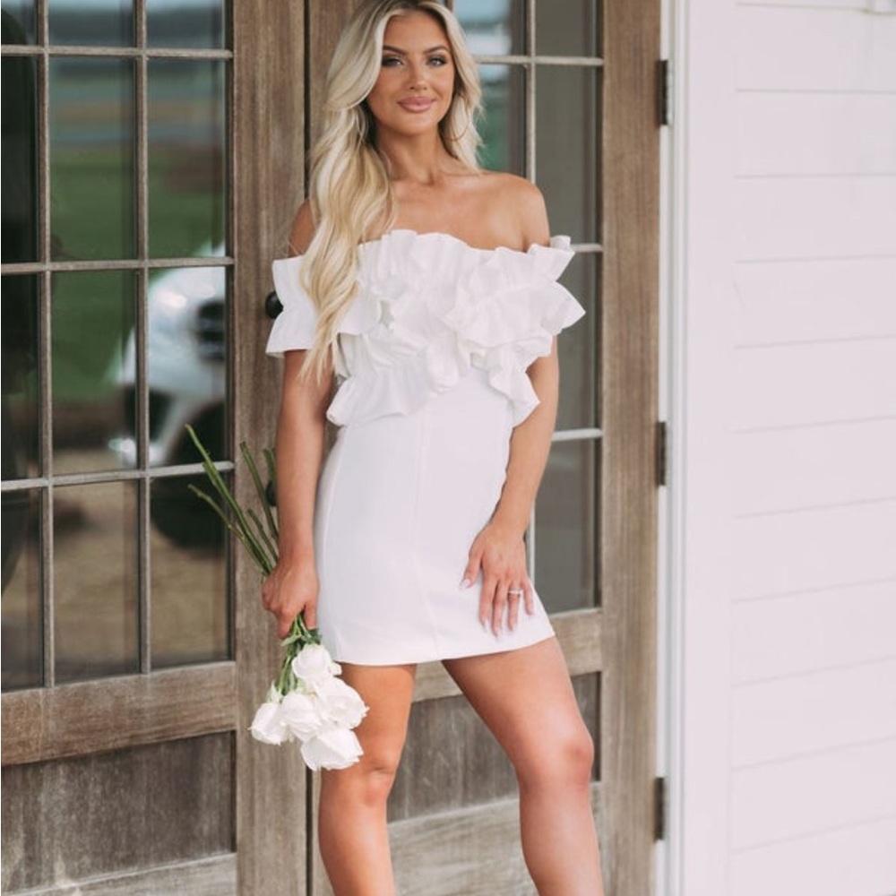 Ruffle white these three boutique dress size small